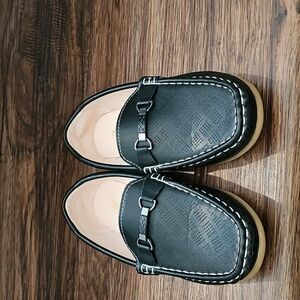 Black Dress Shoes with Moccasin Design